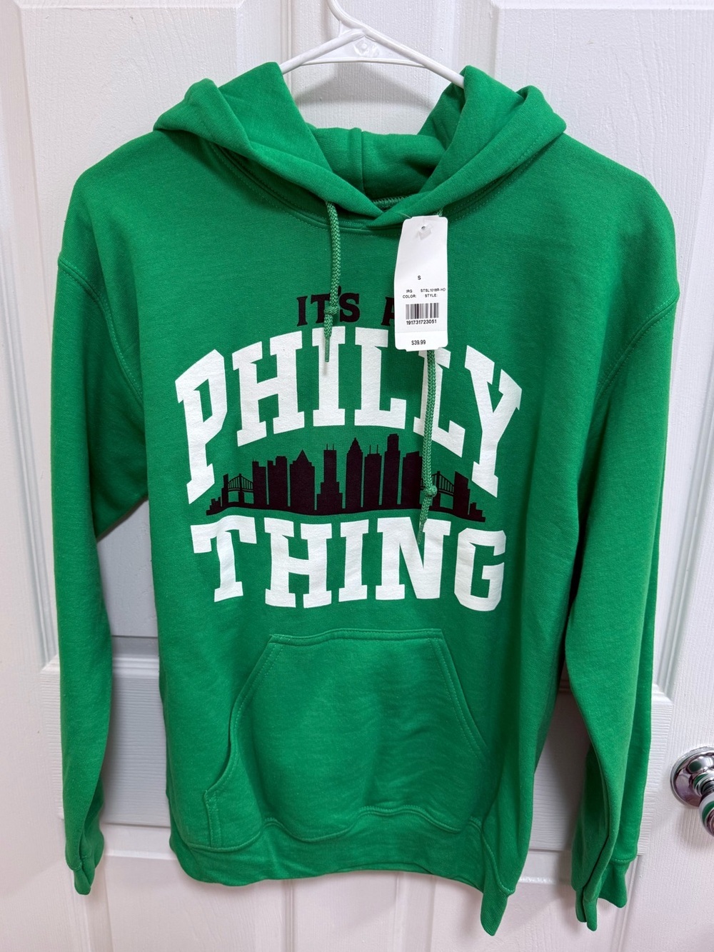 NWT Green "It's a Philly Thing" Philadelphia Eagles Pullover Hoodie, Size Small